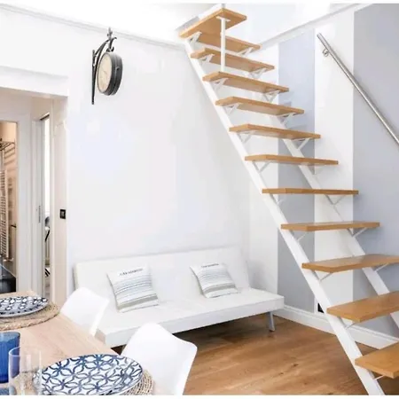 Whale Song - With Private Parking شقة لا سبيتسْيا